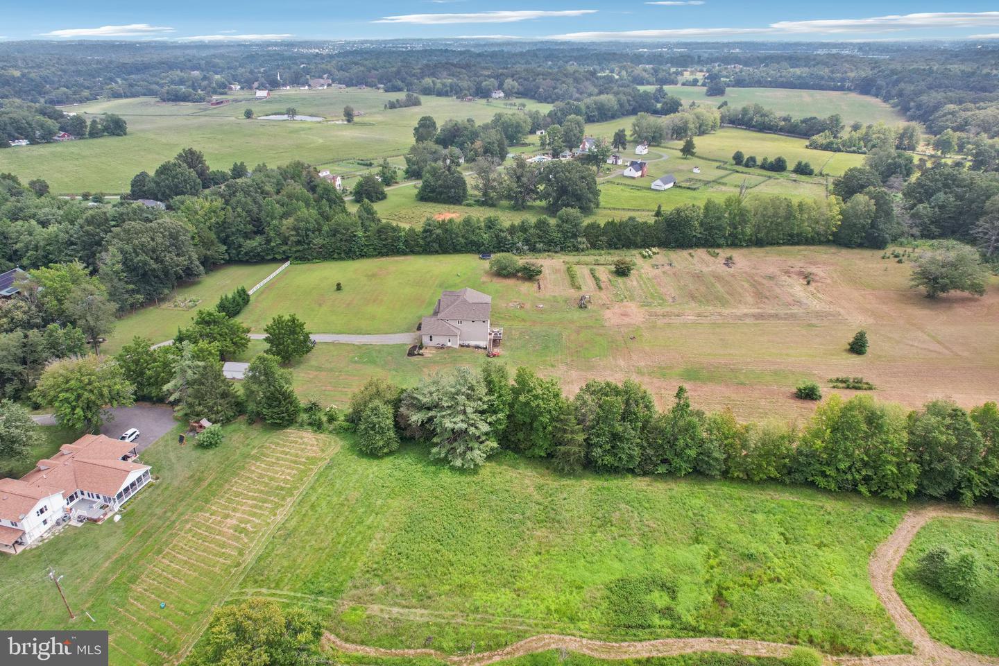 7099 ROGUES RD, NOKESVILLE, Virginia 20181, 4 Bedrooms Bedrooms, ,4 BathroomsBathrooms,Residential,For sale,7099 ROGUES RD,VAFQ2017844 MLS # VAFQ2017844