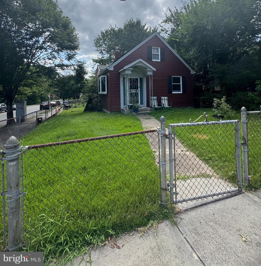 2900 SOUTH DAKOTA AVE NE, WASHINGTON, District Of Columbia 20018, 2 Bedrooms Bedrooms, ,1 BathroomBathrooms,Residential,For sale,2900 SOUTH DAKOTA AVE NE,DCDC2214004 MLS # DCDC2214004
