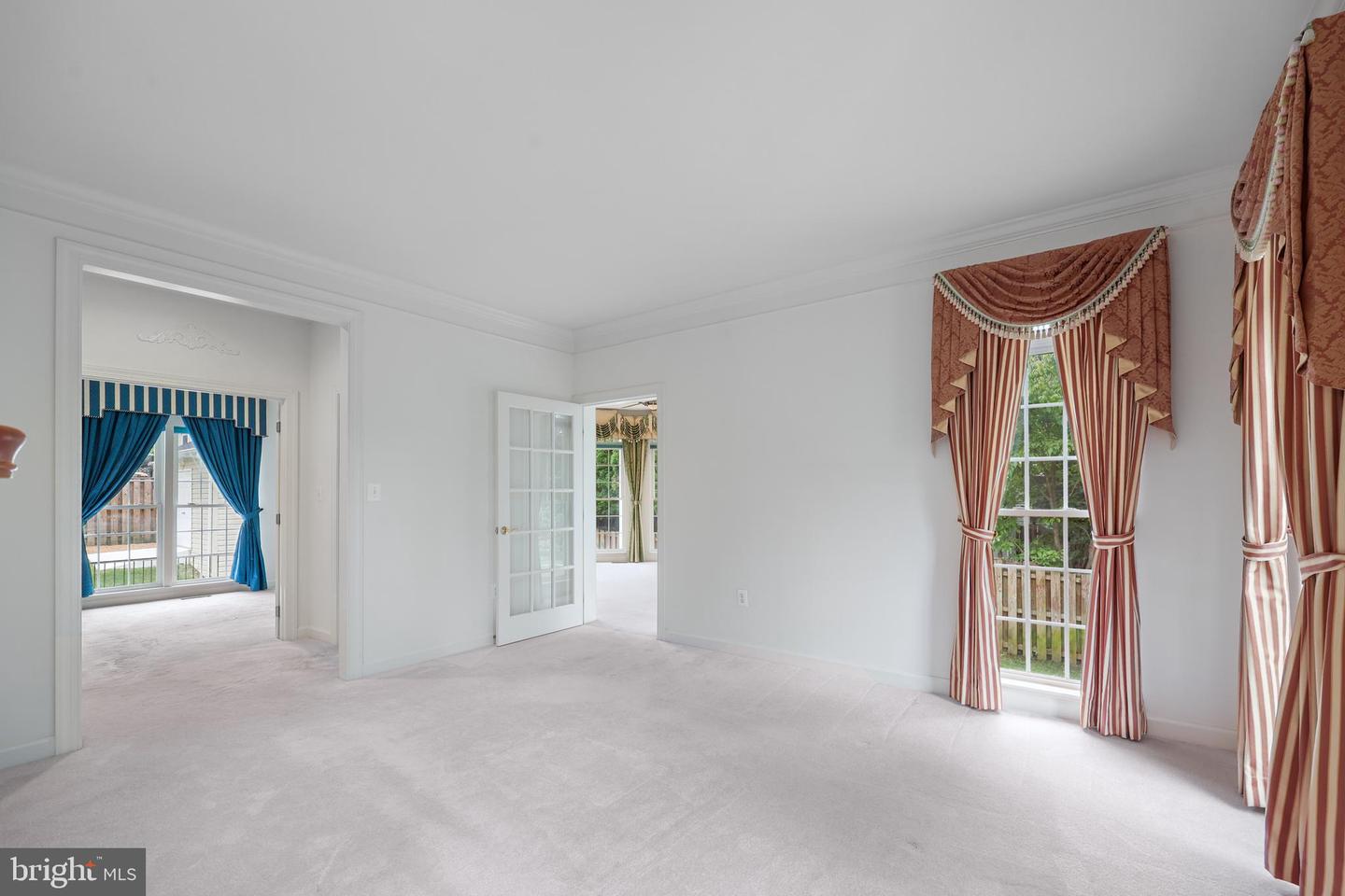 6405 BRIDGE CREEK CT, SPRINGFIELD, Virginia 22152, 4 Bedrooms Bedrooms, ,4 BathroomsBathrooms,Residential,For sale,6405 BRIDGE CREEK CT,VAFX2259826 MLS # VAFX2259826