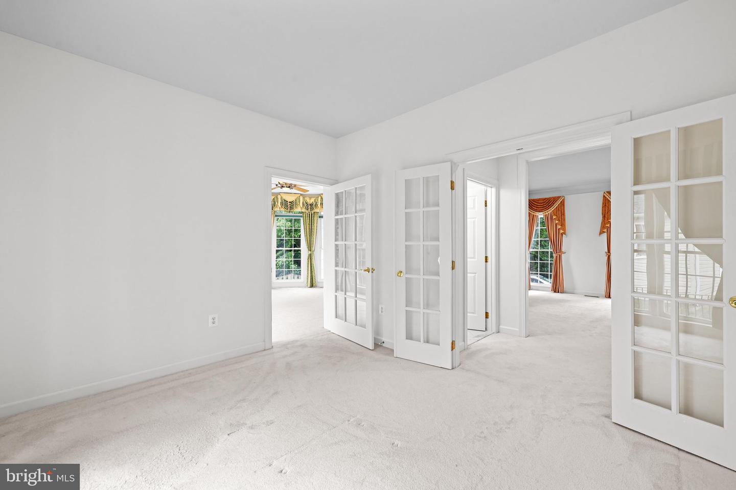 6405 BRIDGE CREEK CT, SPRINGFIELD, Virginia 22152, 4 Bedrooms Bedrooms, ,4 BathroomsBathrooms,Residential,For sale,6405 BRIDGE CREEK CT,VAFX2259826 MLS # VAFX2259826