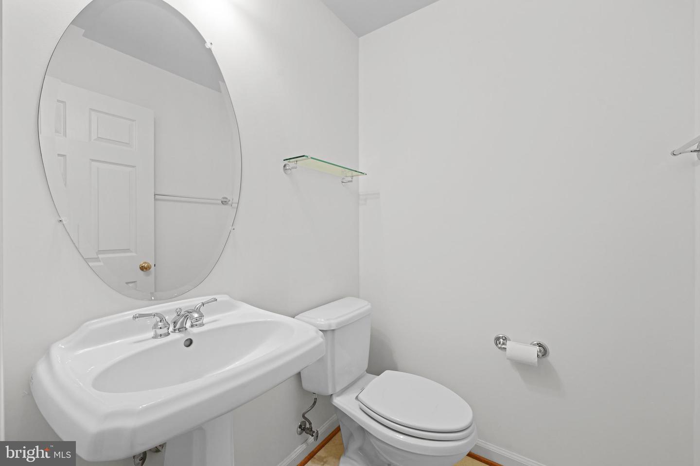 6405 BRIDGE CREEK CT, SPRINGFIELD, Virginia 22152, 4 Bedrooms Bedrooms, ,4 BathroomsBathrooms,Residential,For sale,6405 BRIDGE CREEK CT,VAFX2259826 MLS # VAFX2259826