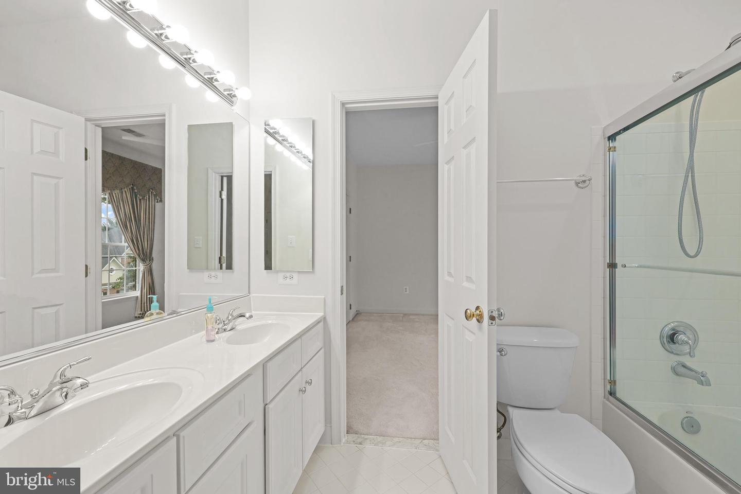6405 BRIDGE CREEK CT, SPRINGFIELD, Virginia 22152, 4 Bedrooms Bedrooms, ,4 BathroomsBathrooms,Residential,For sale,6405 BRIDGE CREEK CT,VAFX2259826 MLS # VAFX2259826