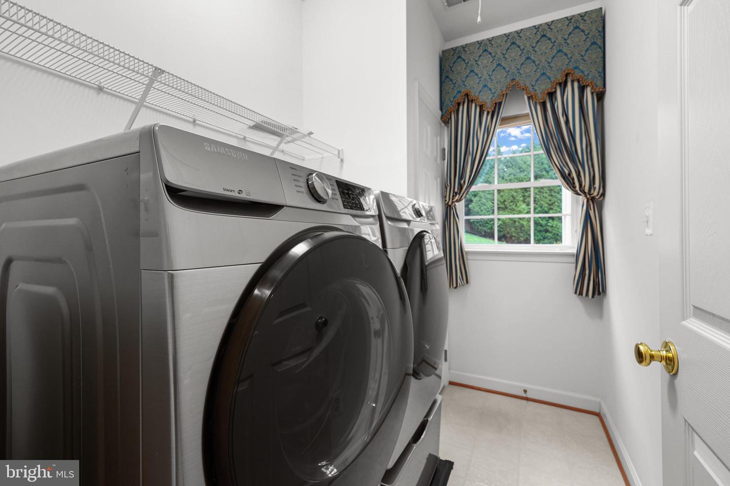 6405 BRIDGE CREEK CT, SPRINGFIELD, Virginia 22152, 4 Bedrooms Bedrooms, ,4 BathroomsBathrooms,Residential,For sale,6405 BRIDGE CREEK CT,VAFX2259826 MLS # VAFX2259826