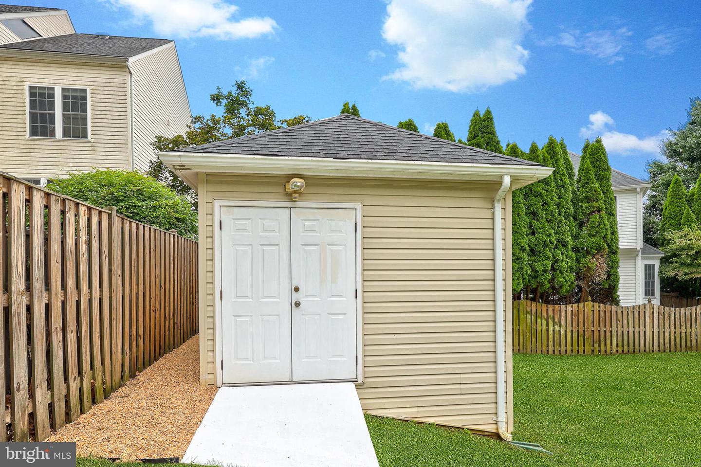 6405 BRIDGE CREEK CT, SPRINGFIELD, Virginia 22152, 4 Bedrooms Bedrooms, ,4 BathroomsBathrooms,Residential,For sale,6405 BRIDGE CREEK CT,VAFX2259826 MLS # VAFX2259826