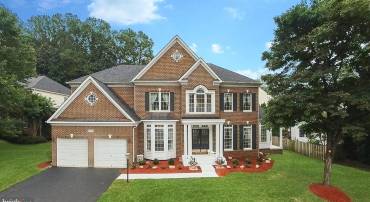 6405 BRIDGE CREEK CT, SPRINGFIELD, Virginia 22152, 4 Bedrooms Bedrooms, ,4 BathroomsBathrooms,Residential,For sale,6405 BRIDGE CREEK CT,VAFX2259826 MLS # VAFX2259826