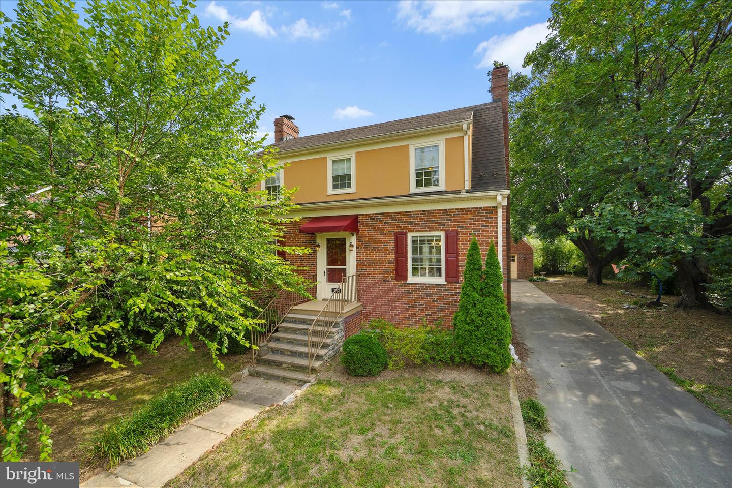 257 JEFFERSON ST, WINCHESTER, Virginia 22601, 3 Bedrooms Bedrooms, 10 Rooms Rooms,1 BathroomBathrooms,Residential,For sale,257 JEFFERSON ST,VAWI2008852 MLS # VAWI2008852