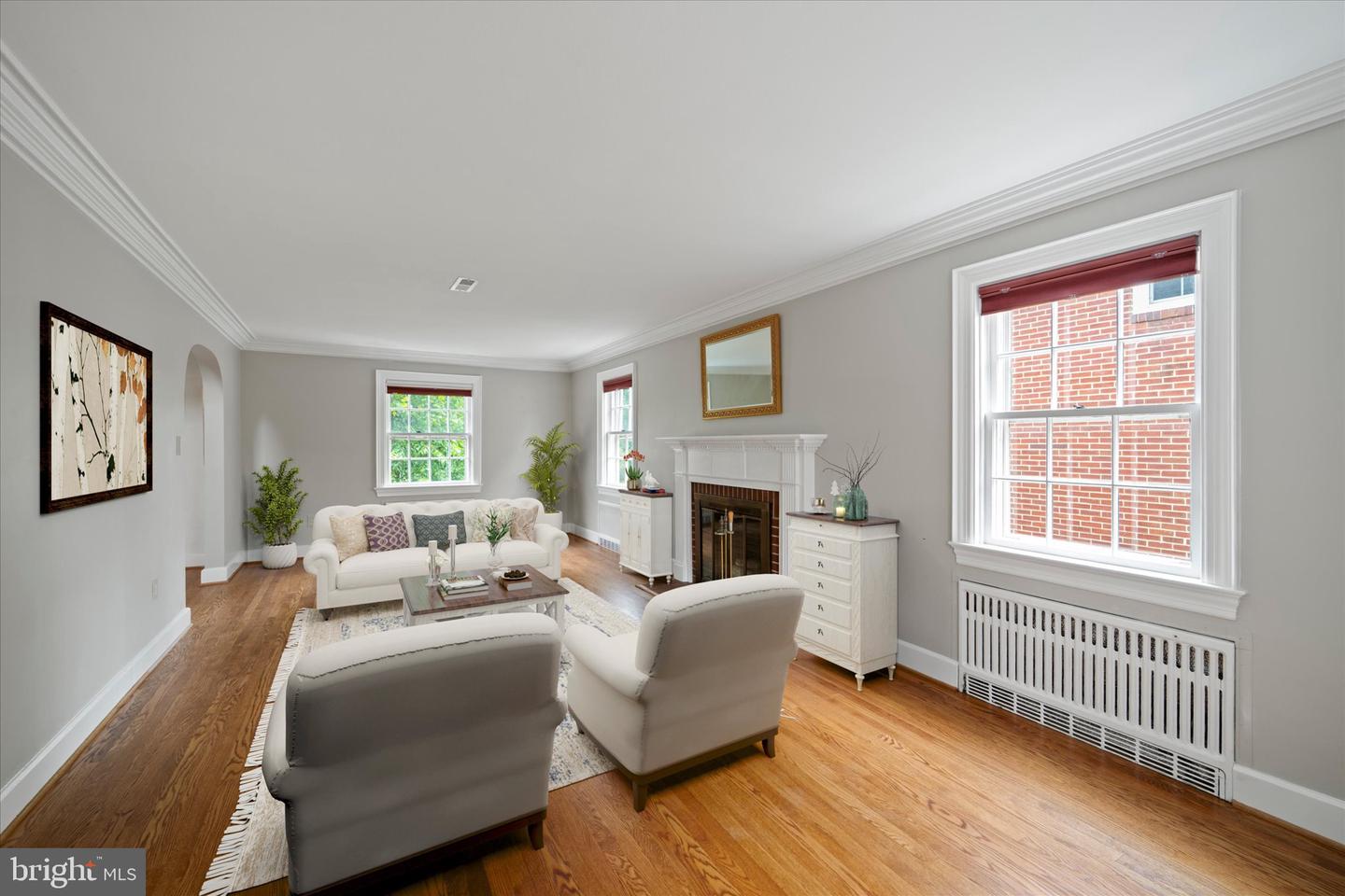 257 JEFFERSON ST, WINCHESTER, Virginia 22601, 3 Bedrooms Bedrooms, 10 Rooms Rooms,1 BathroomBathrooms,Residential,For sale,257 JEFFERSON ST,VAWI2008852 MLS # VAWI2008852