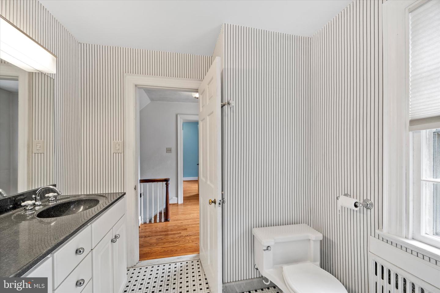257 JEFFERSON ST, WINCHESTER, Virginia 22601, 3 Bedrooms Bedrooms, 10 Rooms Rooms,1 BathroomBathrooms,Residential,For sale,257 JEFFERSON ST,VAWI2008852 MLS # VAWI2008852