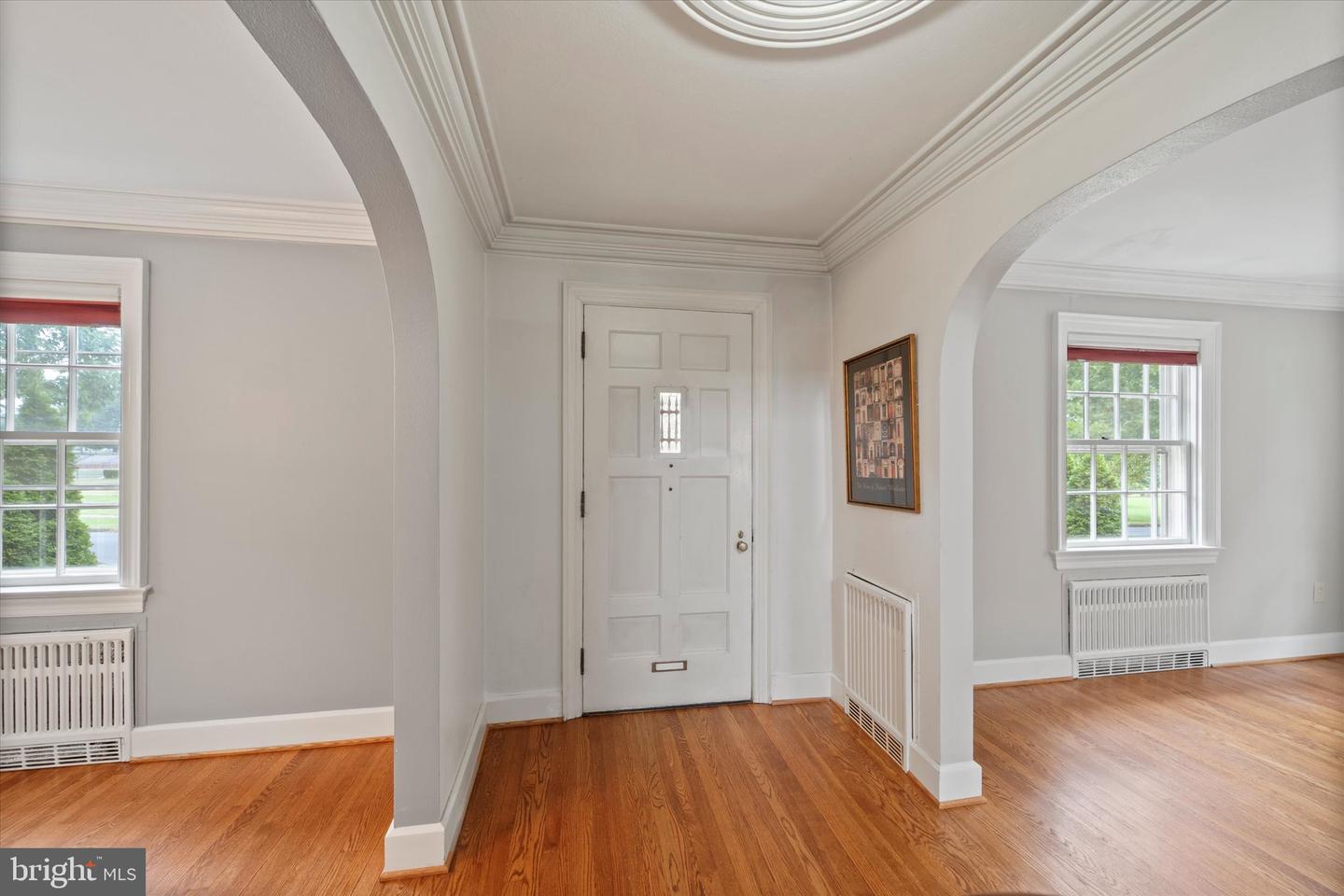 257 JEFFERSON ST, WINCHESTER, Virginia 22601, 3 Bedrooms Bedrooms, 10 Rooms Rooms,1 BathroomBathrooms,Residential,For sale,257 JEFFERSON ST,VAWI2008852 MLS # VAWI2008852