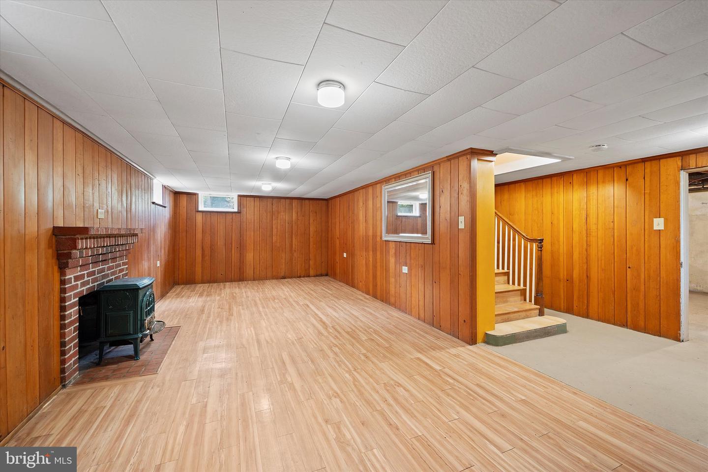 257 JEFFERSON ST, WINCHESTER, Virginia 22601, 3 Bedrooms Bedrooms, 10 Rooms Rooms,1 BathroomBathrooms,Residential,For sale,257 JEFFERSON ST,VAWI2008852 MLS # VAWI2008852