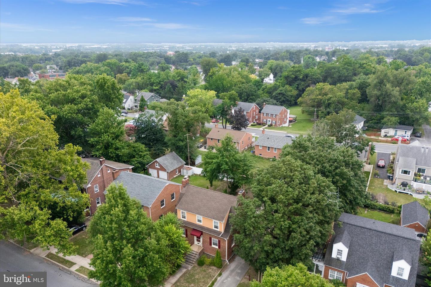 257 JEFFERSON ST, WINCHESTER, Virginia 22601, 3 Bedrooms Bedrooms, 10 Rooms Rooms,1 BathroomBathrooms,Residential,For sale,257 JEFFERSON ST,VAWI2008852 MLS # VAWI2008852