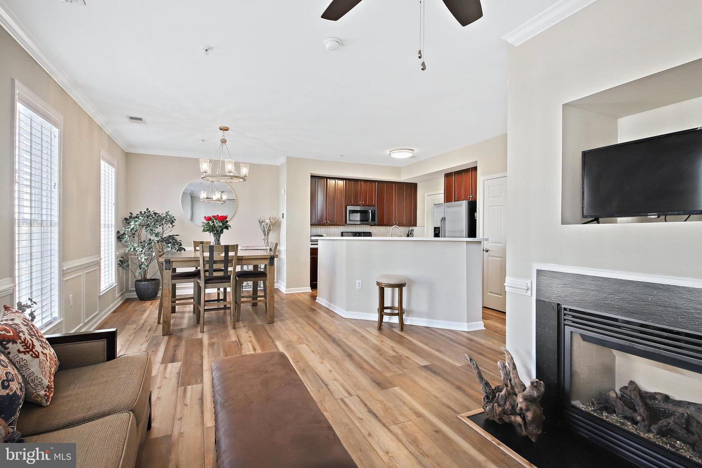 6817 SABBARTON PL, GAINESVILLE, Virginia 20155, 3 Bedrooms Bedrooms, ,2 BathroomsBathrooms,Residential,For sale,6817 SABBARTON PL,VAPW2100952 MLS # VAPW2100952