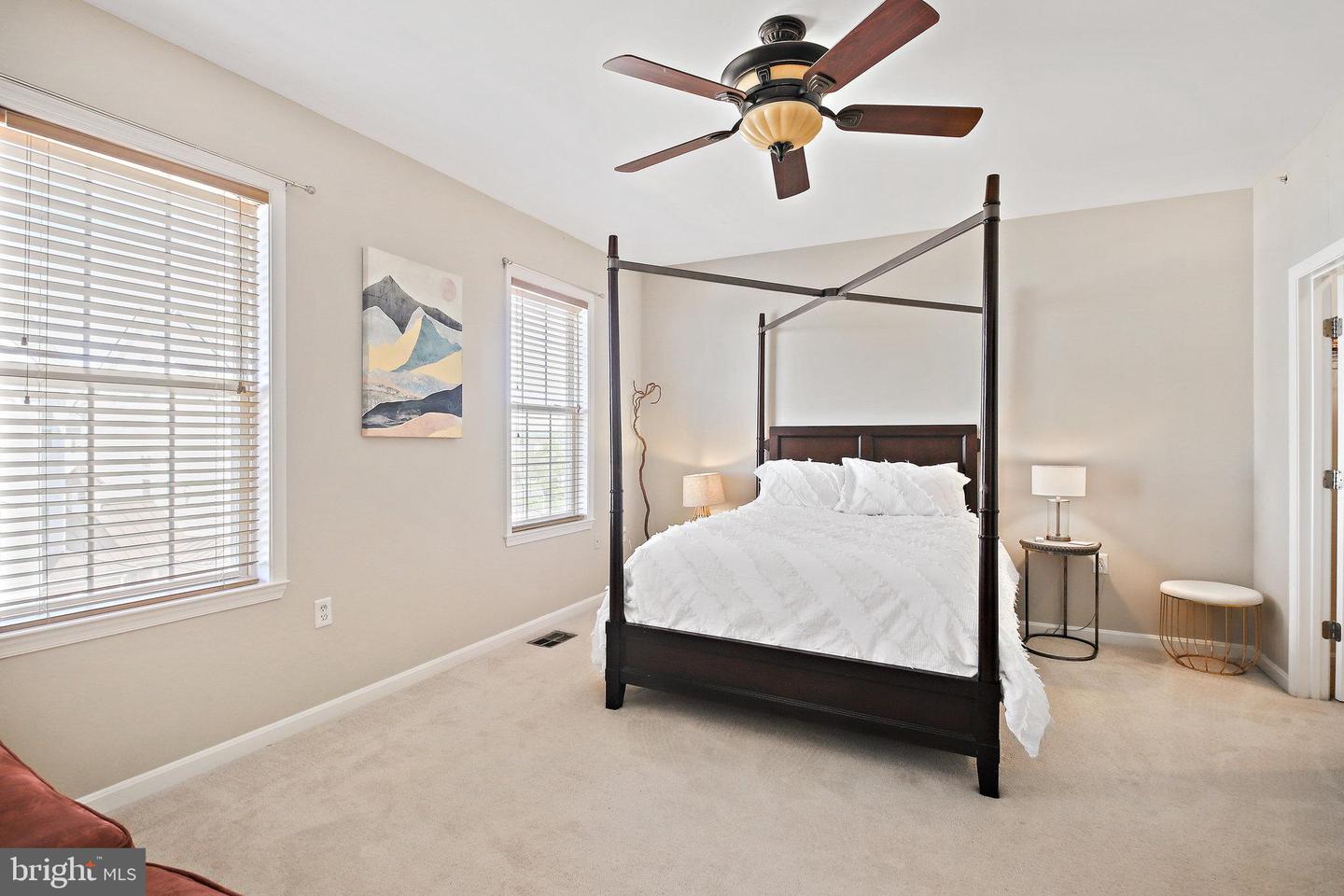 6817 SABBARTON PL, GAINESVILLE, Virginia 20155, 3 Bedrooms Bedrooms, ,2 BathroomsBathrooms,Residential,For sale,6817 SABBARTON PL,VAPW2100952 MLS # VAPW2100952