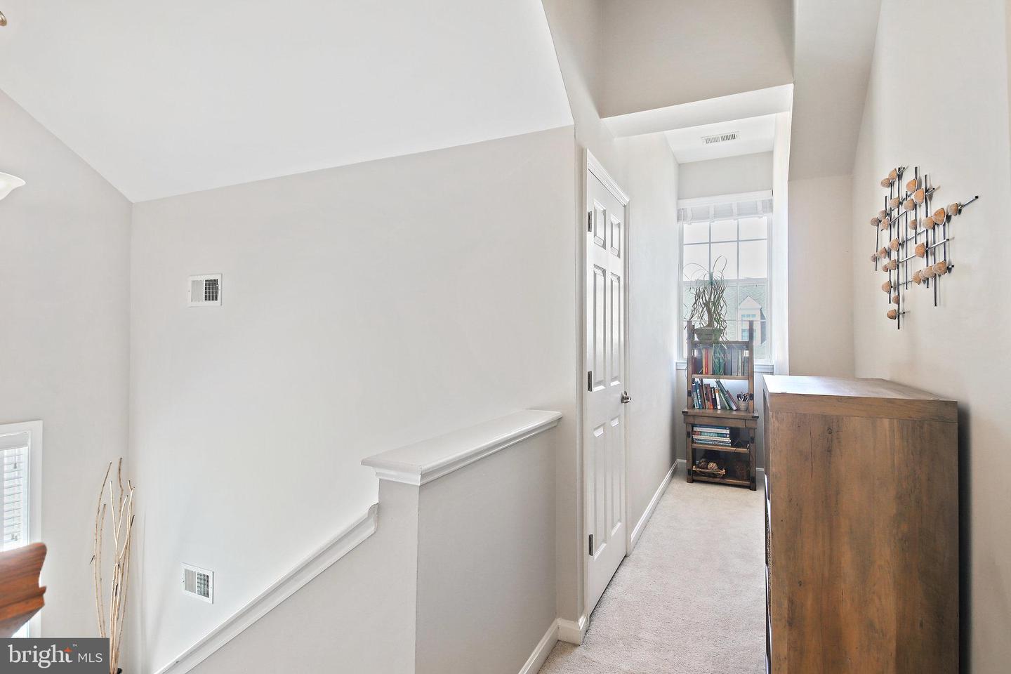 6817 SABBARTON PL, GAINESVILLE, Virginia 20155, 3 Bedrooms Bedrooms, ,2 BathroomsBathrooms,Residential,For sale,6817 SABBARTON PL,VAPW2100952 MLS # VAPW2100952