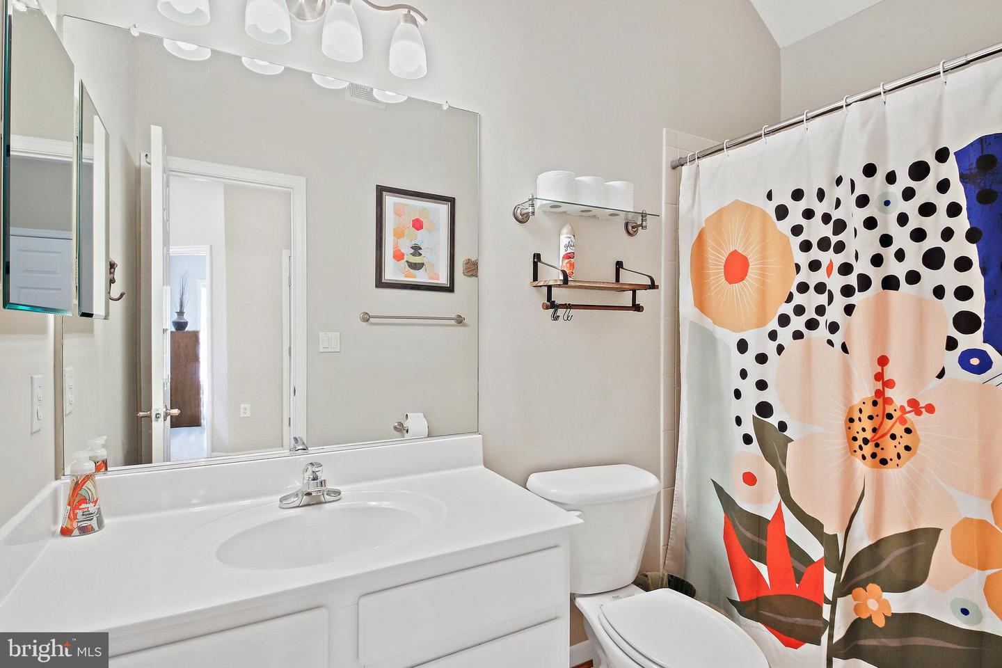 6817 SABBARTON PL, GAINESVILLE, Virginia 20155, 3 Bedrooms Bedrooms, ,2 BathroomsBathrooms,Residential,For sale,6817 SABBARTON PL,VAPW2100952 MLS # VAPW2100952