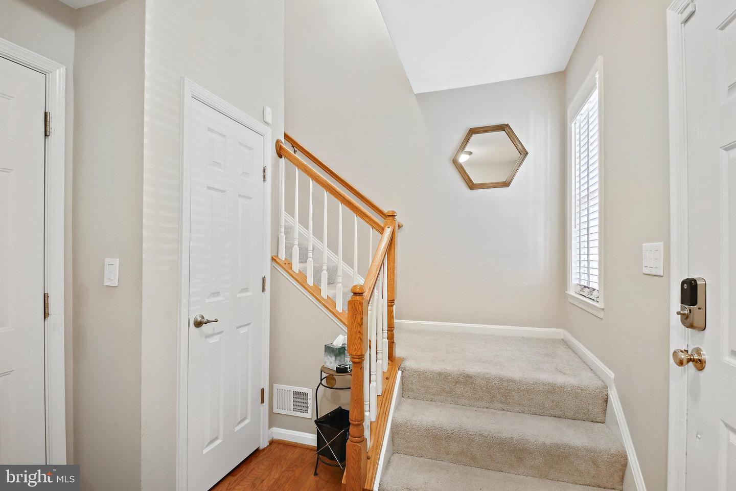 6817 SABBARTON PL, GAINESVILLE, Virginia 20155, 3 Bedrooms Bedrooms, ,2 BathroomsBathrooms,Residential,For sale,6817 SABBARTON PL,VAPW2100952 MLS # VAPW2100952