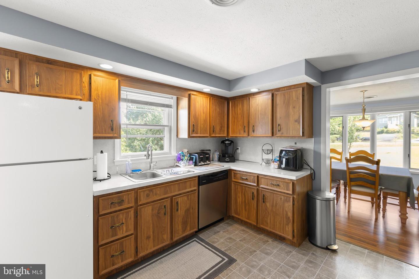 321 CEDAR GROVE RD, WINCHESTER, Virginia 22603, 3 Bedrooms Bedrooms, ,2 BathroomsBathrooms,Residential,For sale,321 CEDAR GROVE RD,VAFV2035942 MLS # VAFV2035942
