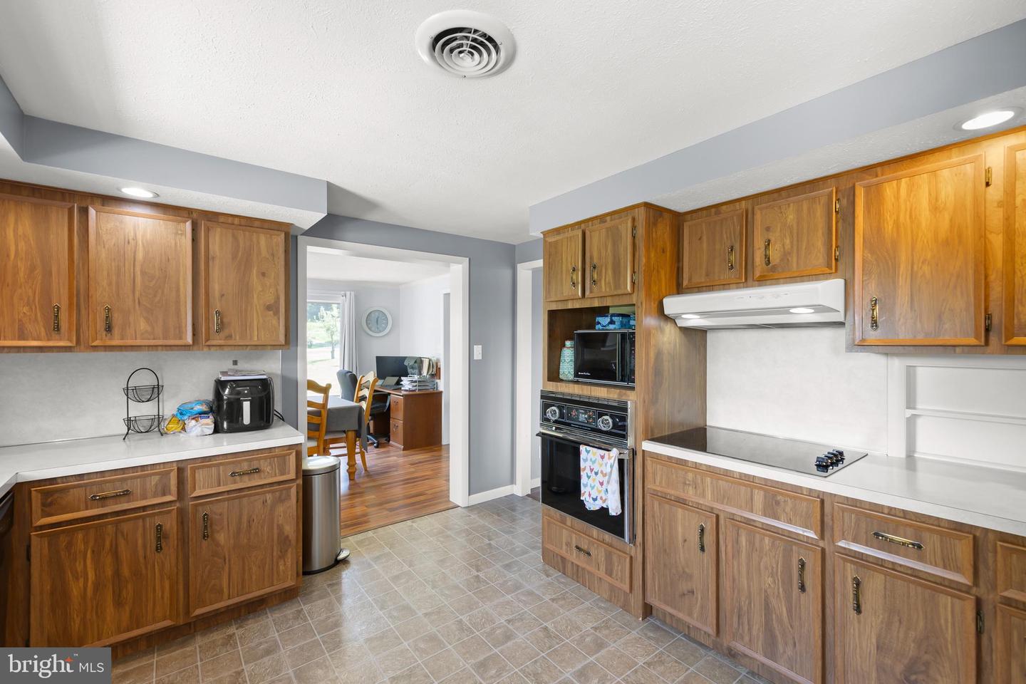 321 CEDAR GROVE RD, WINCHESTER, Virginia 22603, 3 Bedrooms Bedrooms, ,2 BathroomsBathrooms,Residential,For sale,321 CEDAR GROVE RD,VAFV2035942 MLS # VAFV2035942