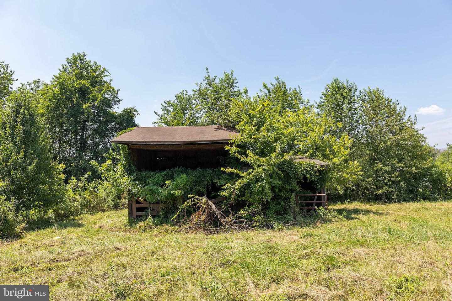 321 CEDAR GROVE RD, WINCHESTER, Virginia 22603, 3 Bedrooms Bedrooms, ,2 BathroomsBathrooms,Residential,For sale,321 CEDAR GROVE RD,VAFV2035942 MLS # VAFV2035942