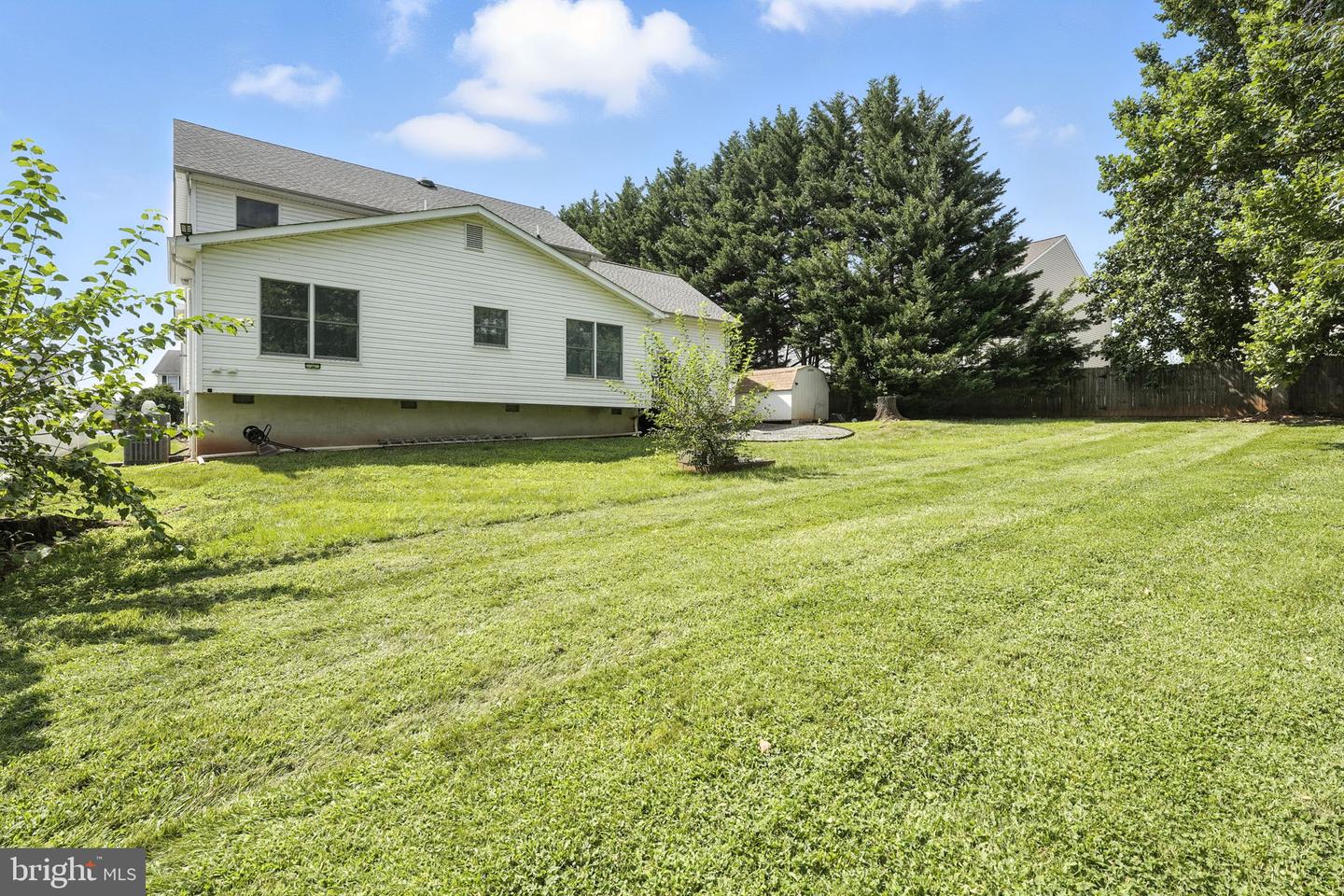 752 AMANDA CT, CULPEPER, Virginia 22701, 5 Bedrooms Bedrooms, ,3 BathroomsBathrooms,Residential,For sale,752 AMANDA CT,VACU2011218 MLS # VACU2011218
