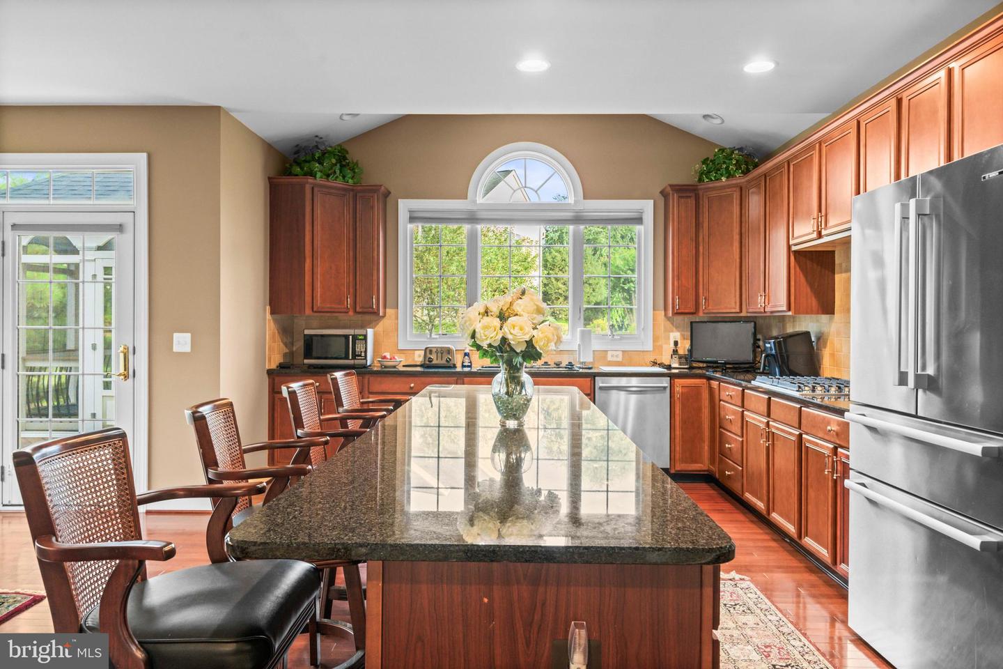 15061 DORAL PL, HAYMARKET, Virginia 20169, 4 Bedrooms Bedrooms, ,5 BathroomsBathrooms,Residential,For sale,15061 DORAL PL,VAPW2100984 MLS # VAPW2100984