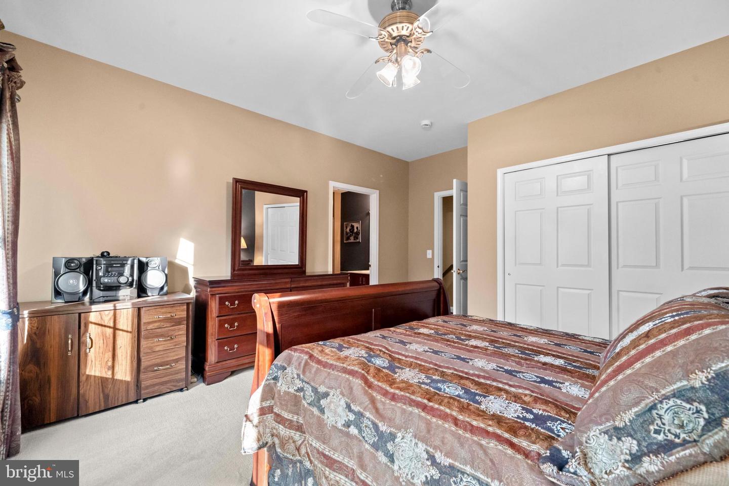 15061 DORAL PL, HAYMARKET, Virginia 20169, 4 Bedrooms Bedrooms, ,5 BathroomsBathrooms,Residential,For sale,15061 DORAL PL,VAPW2100984 MLS # VAPW2100984