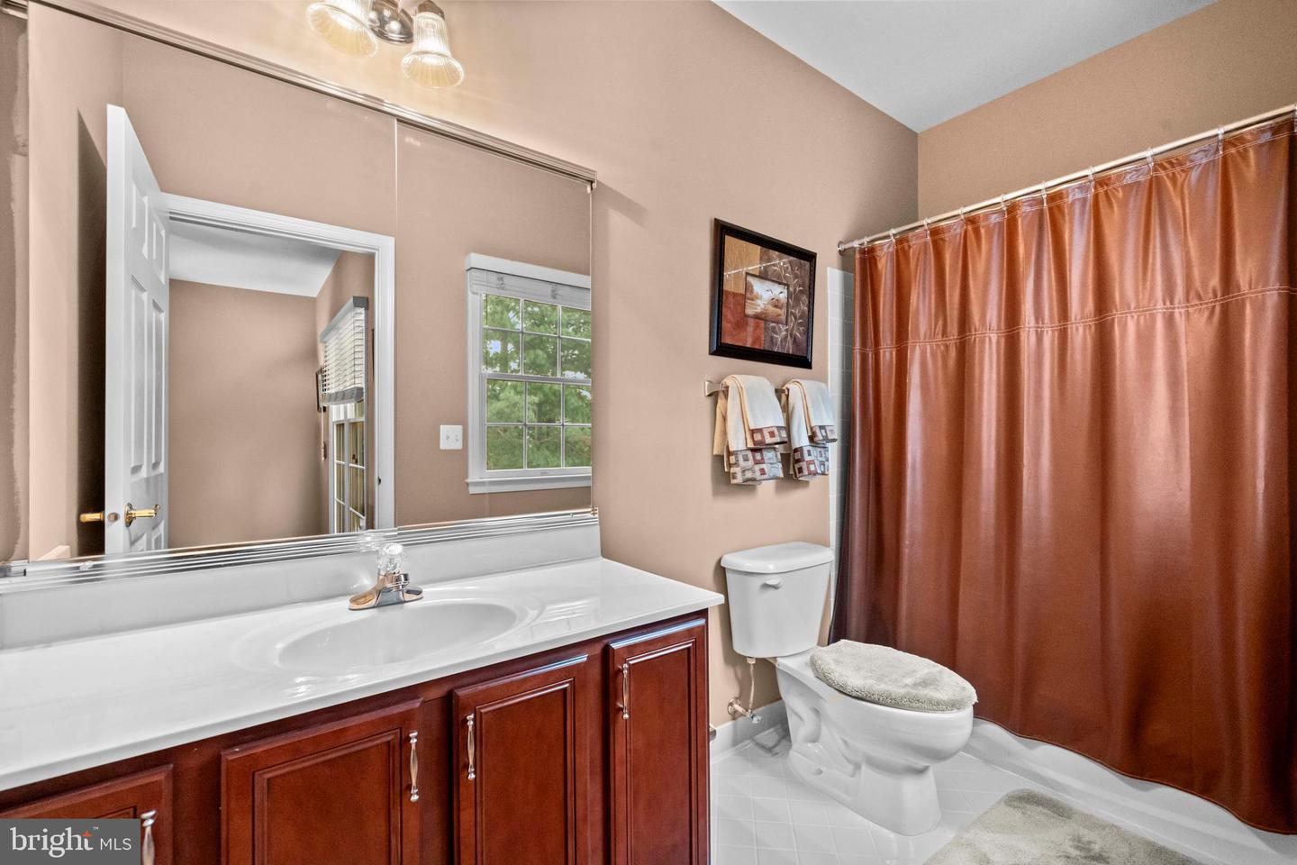 15061 DORAL PL, HAYMARKET, Virginia 20169, 4 Bedrooms Bedrooms, ,5 BathroomsBathrooms,Residential,For sale,15061 DORAL PL,VAPW2100984 MLS # VAPW2100984
