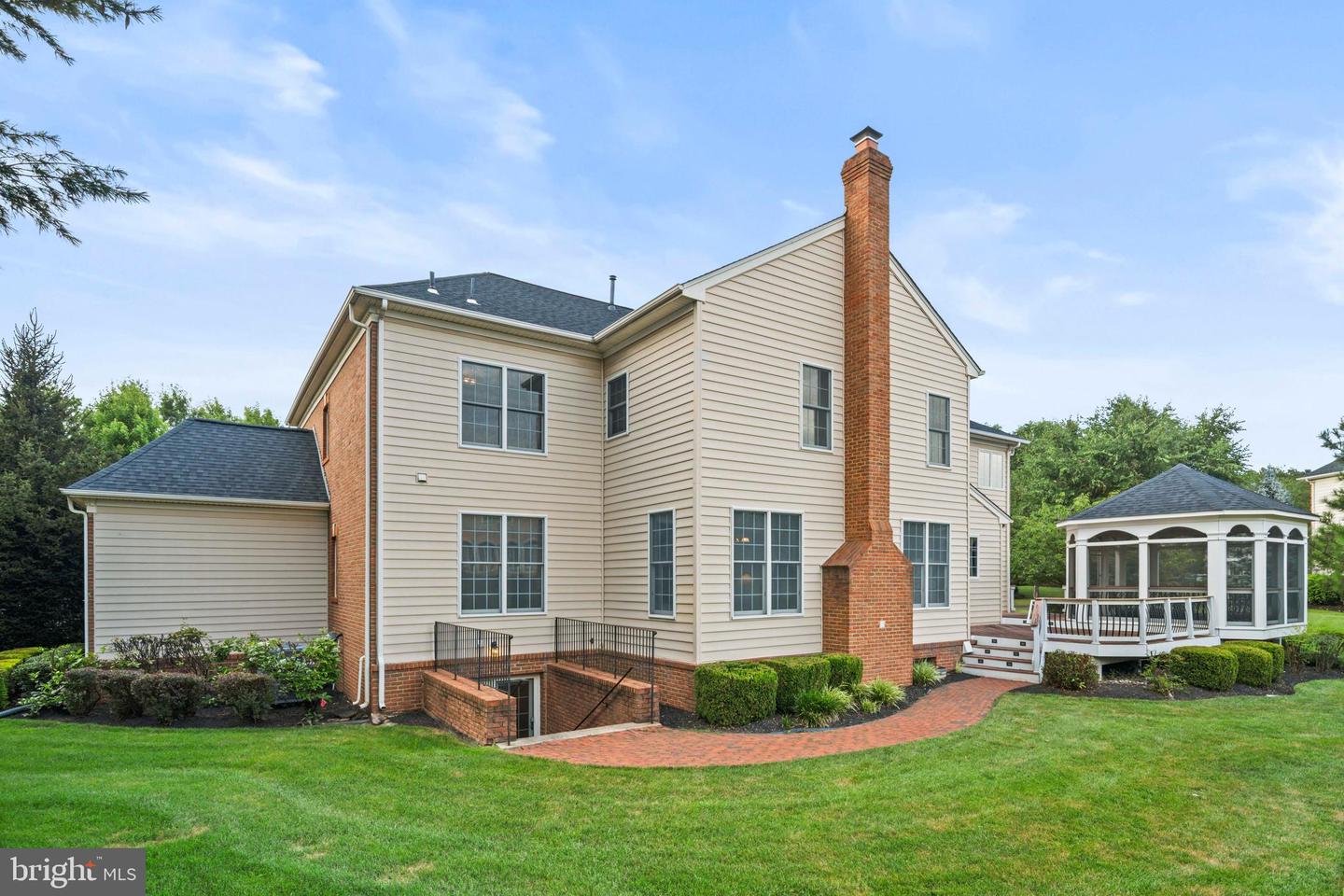 15061 DORAL PL, HAYMARKET, Virginia 20169, 4 Bedrooms Bedrooms, ,5 BathroomsBathrooms,Residential,For sale,15061 DORAL PL,VAPW2100984 MLS # VAPW2100984