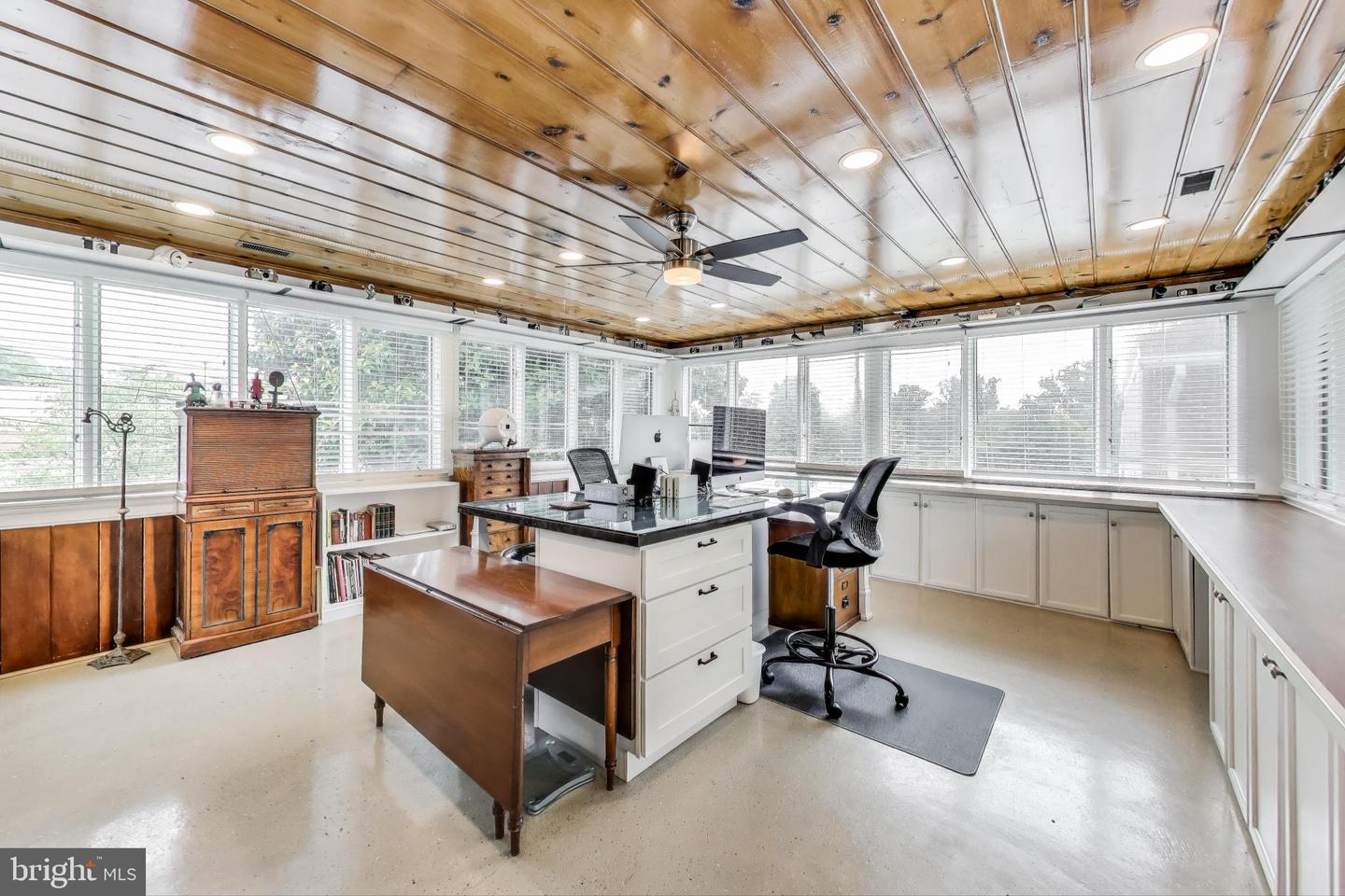 3100 N GLEBE RD, ARLINGTON, Virginia 22207, 7 Bedrooms Bedrooms, ,5 BathroomsBathrooms,Residential,For sale,3100 N GLEBE RD,VAAR2062030 MLS # VAAR2062030