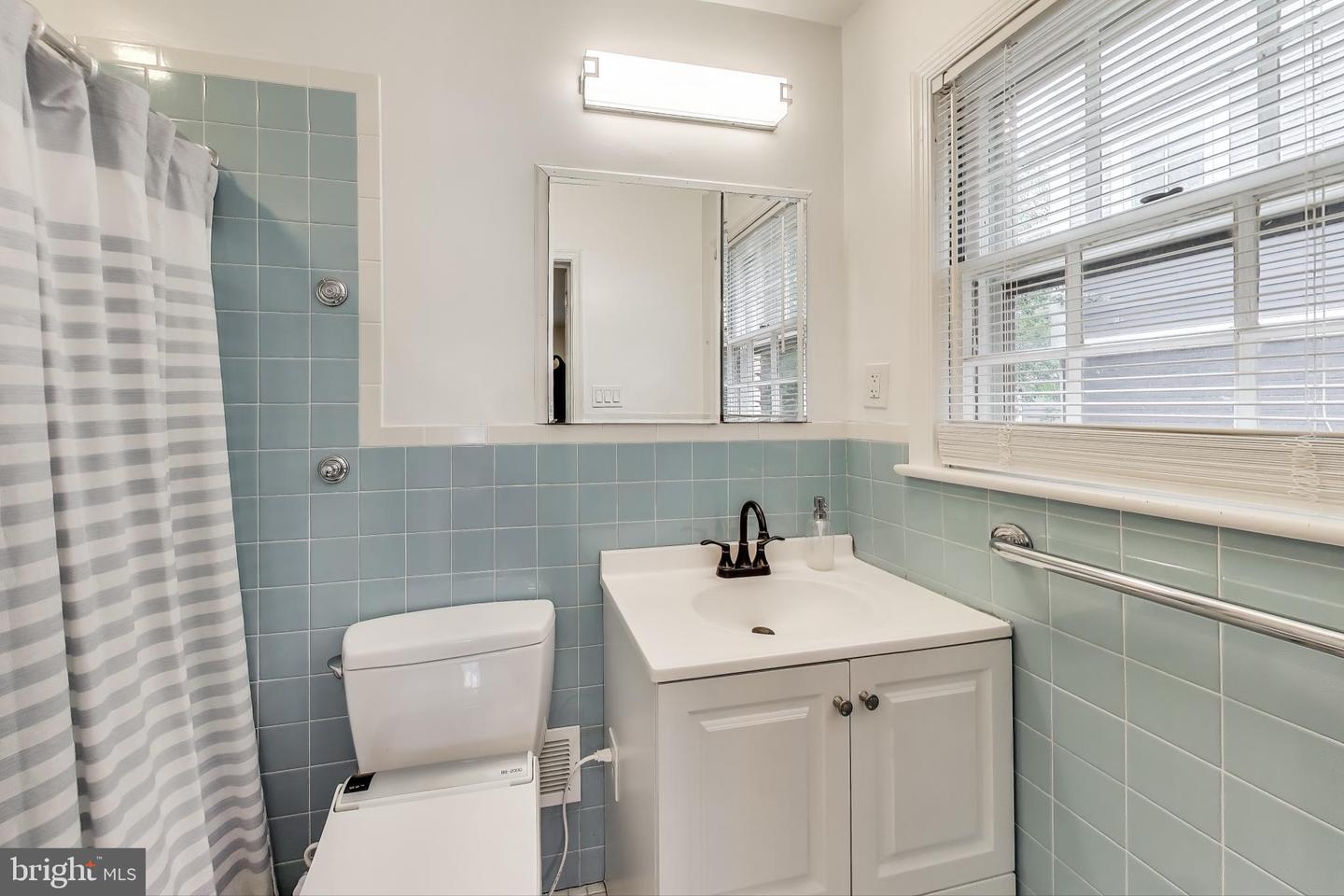3100 N GLEBE RD, ARLINGTON, Virginia 22207, 7 Bedrooms Bedrooms, ,5 BathroomsBathrooms,Residential,For sale,3100 N GLEBE RD,VAAR2062030 MLS # VAAR2062030