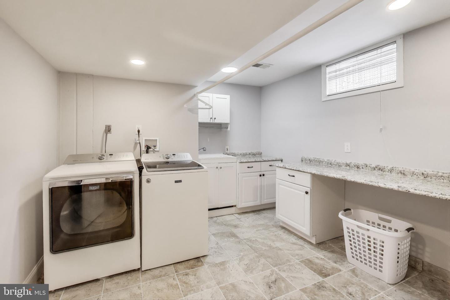 3100 N GLEBE RD, ARLINGTON, Virginia 22207, 7 Bedrooms Bedrooms, ,5 BathroomsBathrooms,Residential,For sale,3100 N GLEBE RD,VAAR2062030 MLS # VAAR2062030