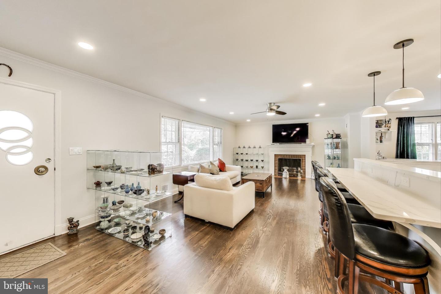 3100 N GLEBE RD, ARLINGTON, Virginia 22207, 7 Bedrooms Bedrooms, ,5 BathroomsBathrooms,Residential,For sale,3100 N GLEBE RD,VAAR2062030 MLS # VAAR2062030