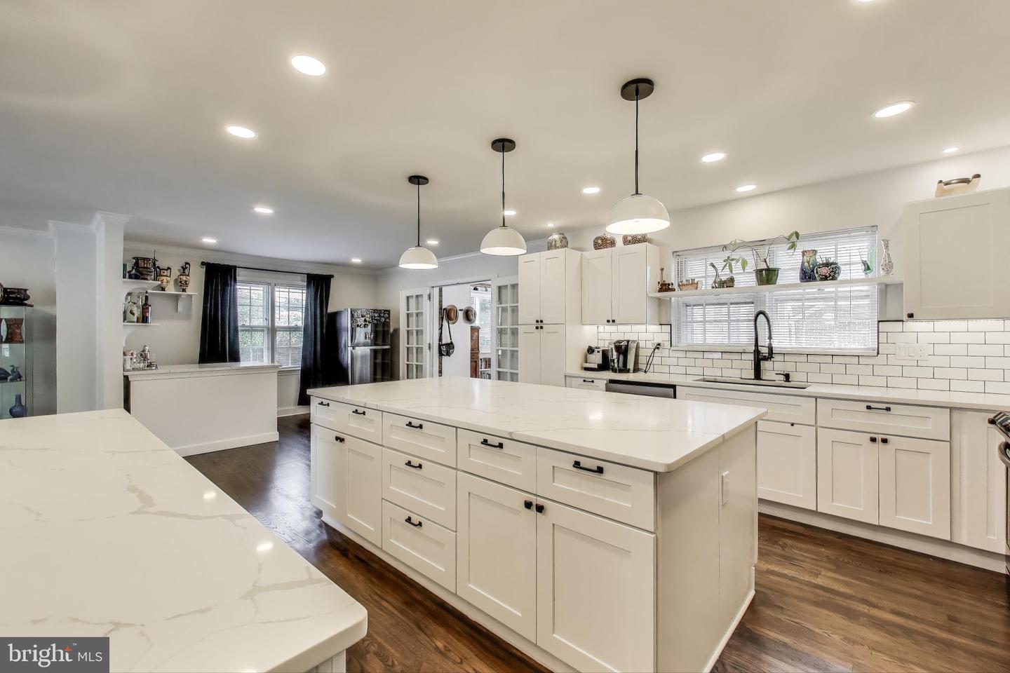3100 N GLEBE RD, ARLINGTON, Virginia 22207, 7 Bedrooms Bedrooms, ,5 BathroomsBathrooms,Residential,For sale,3100 N GLEBE RD,VAAR2062030 MLS # VAAR2062030