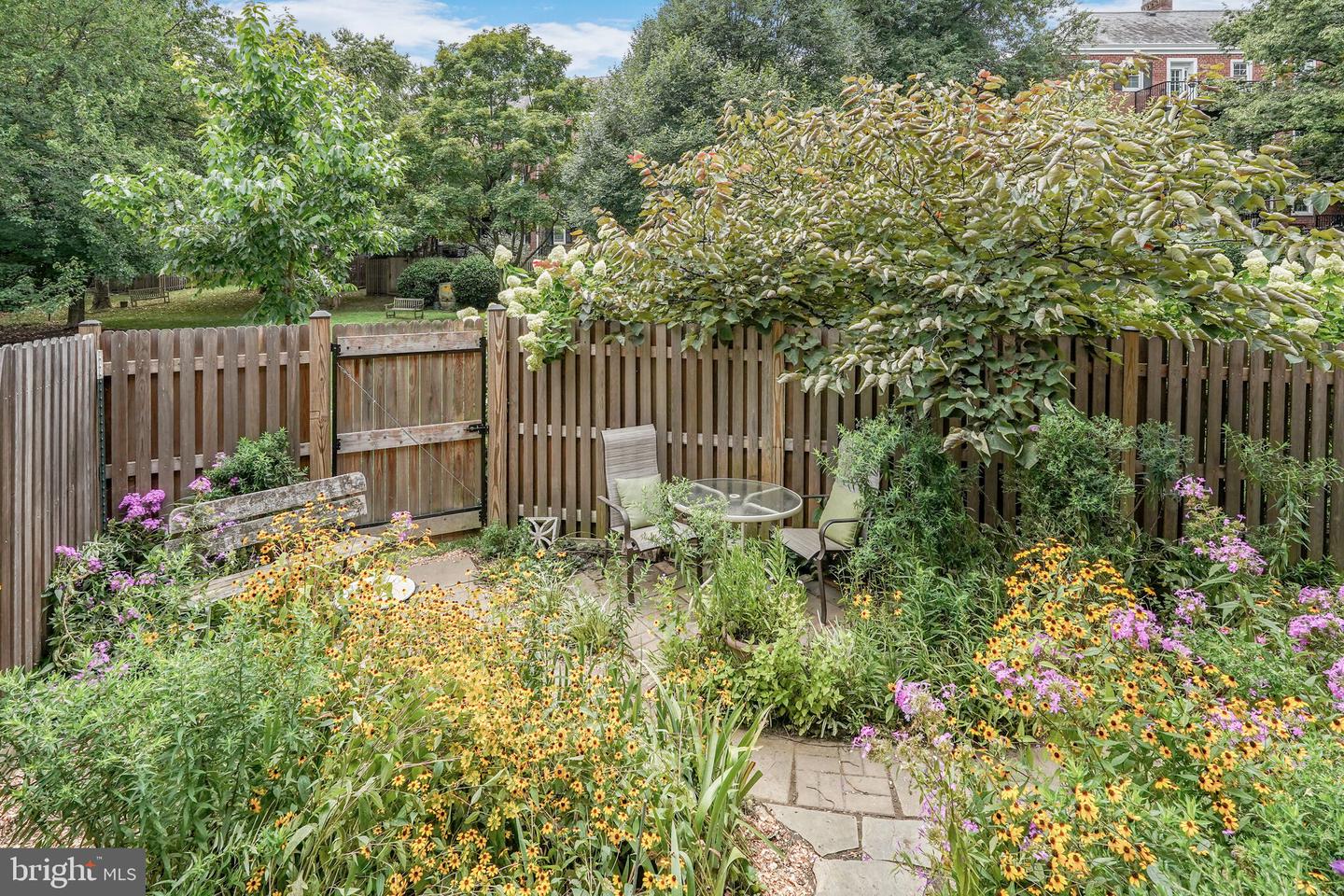 3050 S BUCHANAN ST S #A2, ARLINGTON, Virginia 22206, 1 Bedroom Bedrooms, ,2 BathroomsBathrooms,Residential,For sale,3050 S BUCHANAN ST S #A2,VAAR2062032 MLS # VAAR2062032 3050 S BUCHANAN ST S #A2, ARLINGTON, Virginia 22206, 1 Bedroom Bedrooms, ,2 BathroomsBathrooms,Residential,For sale,3050 S BUCHANAN ST S #A2,VAAR2062032 MLS # VAAR2062032