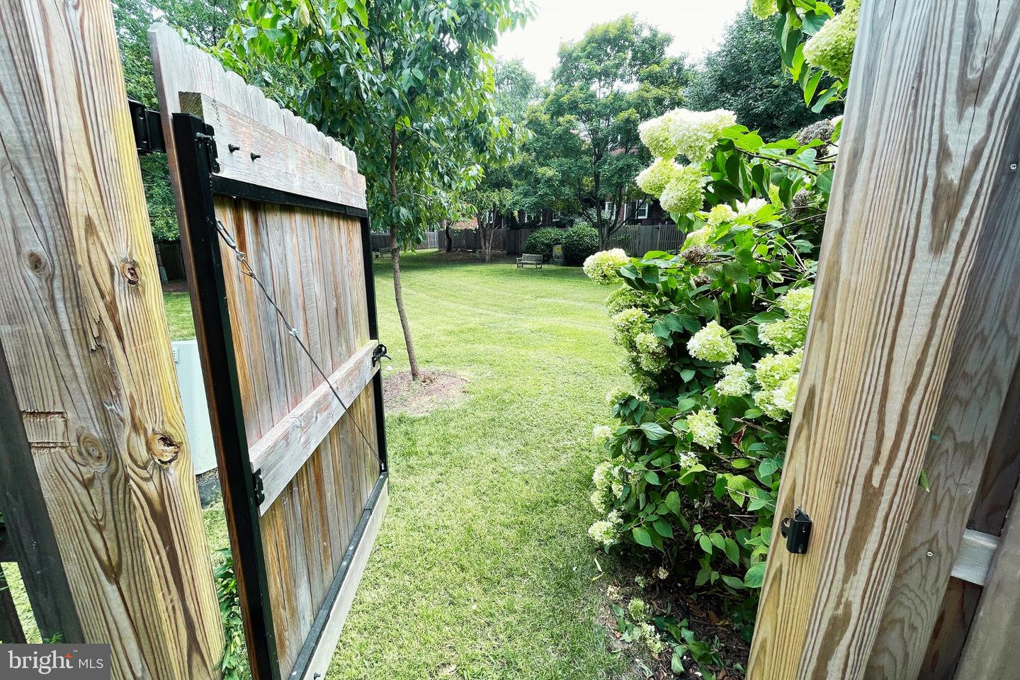 3050 S BUCHANAN ST S #A2, ARLINGTON, Virginia 22206, 1 Bedroom Bedrooms, ,2 BathroomsBathrooms,Residential,For sale,3050 S BUCHANAN ST S #A2,VAAR2062032 MLS # VAAR2062032 3050 S BUCHANAN ST S #A2, ARLINGTON, Virginia 22206, 1 Bedroom Bedrooms, ,2 BathroomsBathrooms,Residential,For sale,3050 S BUCHANAN ST S #A2,VAAR2062032 MLS # VAAR2062032