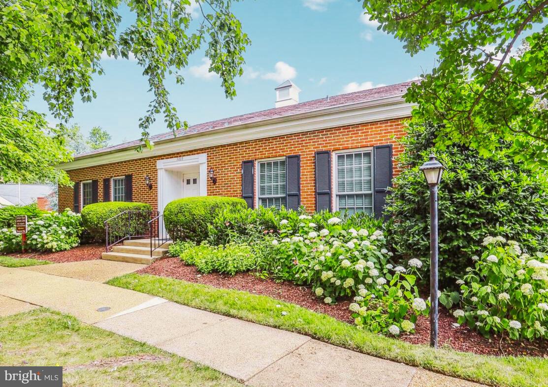 3050 S BUCHANAN ST S #A2, ARLINGTON, Virginia 22206, 1 Bedroom Bedrooms, ,2 BathroomsBathrooms,Residential,For sale,3050 S BUCHANAN ST S #A2,VAAR2062032 MLS # VAAR2062032 3050 S BUCHANAN ST S #A2, ARLINGTON, Virginia 22206, 1 Bedroom Bedrooms, ,2 BathroomsBathrooms,Residential,For sale,3050 S BUCHANAN ST S #A2,VAAR2062032 MLS # VAAR2062032