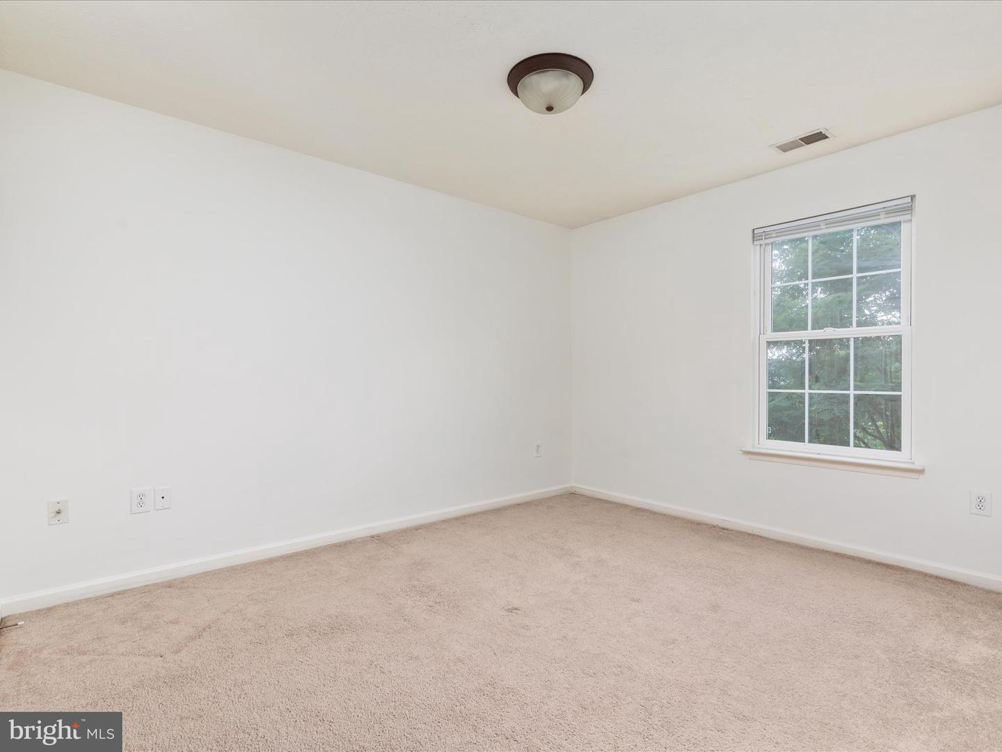 104 SEABREEZE LN, WINCHESTER, Virginia 22602, 3 Bedrooms Bedrooms, ,1 BathroomBathrooms,Residential,For sale,104 SEABREEZE LN,VAFV2035962 MLS # VAFV2035962