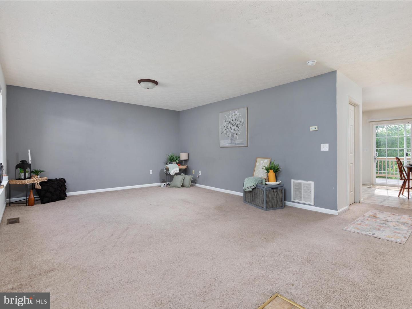 104 SEABREEZE LN, WINCHESTER, Virginia 22602, 3 Bedrooms Bedrooms, ,1 BathroomBathrooms,Residential,For sale,104 SEABREEZE LN,VAFV2035962 MLS # VAFV2035962