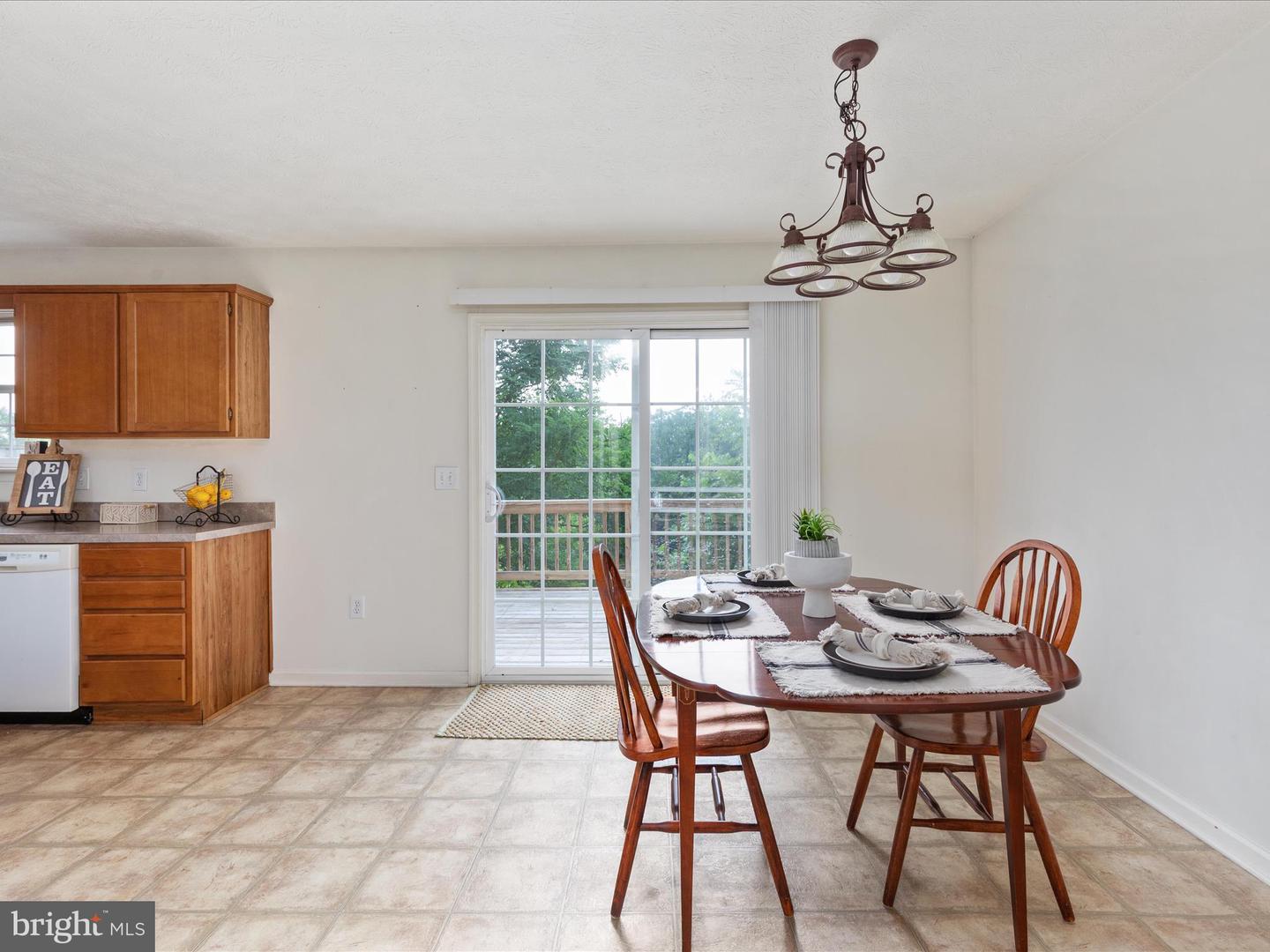 104 SEABREEZE LN, WINCHESTER, Virginia 22602, 3 Bedrooms Bedrooms, ,1 BathroomBathrooms,Residential,For sale,104 SEABREEZE LN,VAFV2035962 MLS # VAFV2035962