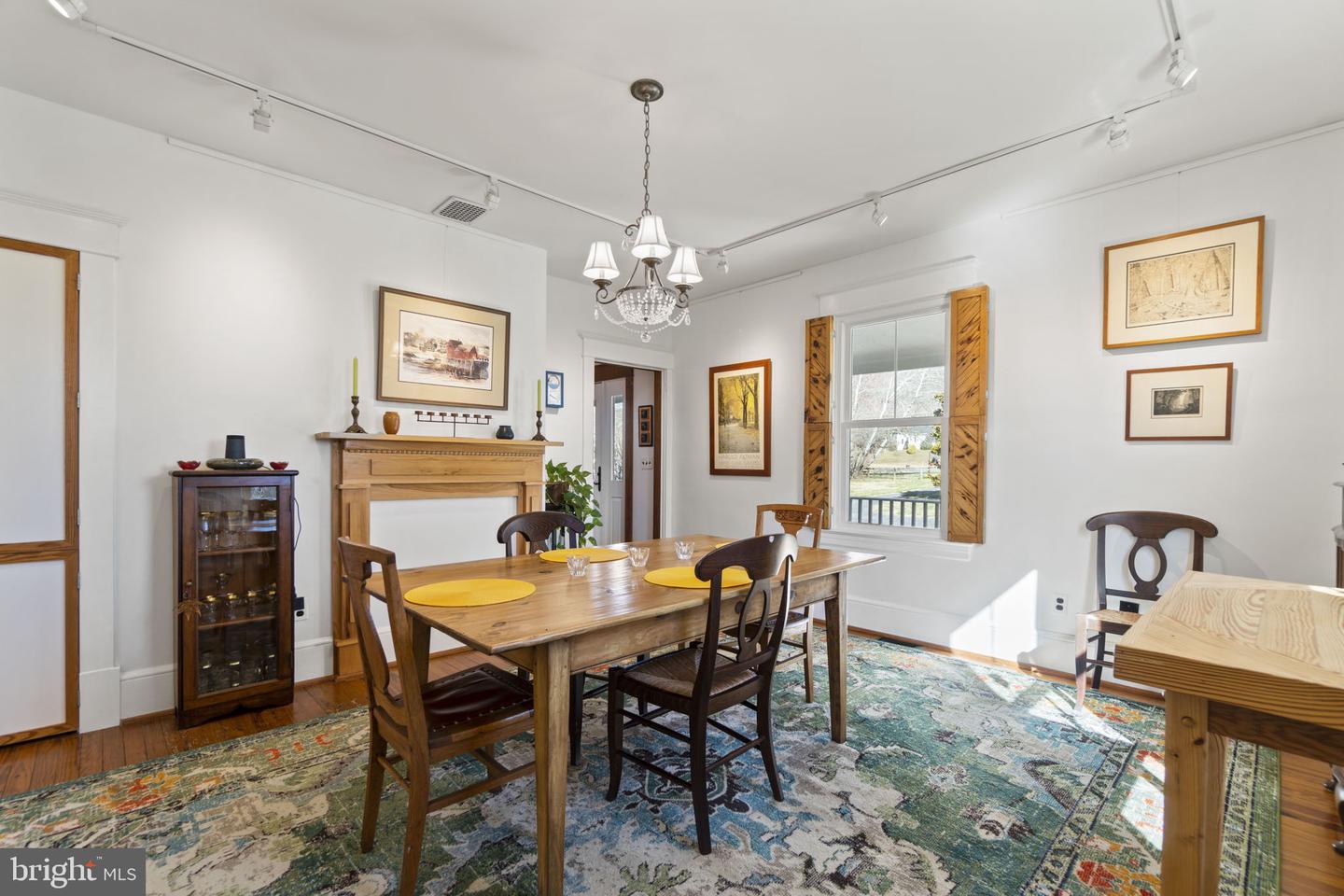 12720 LEE HWY, WASHINGTON, Virginia 22747, 3 Bedrooms Bedrooms, ,2 BathroomsBathrooms,Residential,For sale,12720 LEE HWY,VARP2002222 MLS # VARP2002222