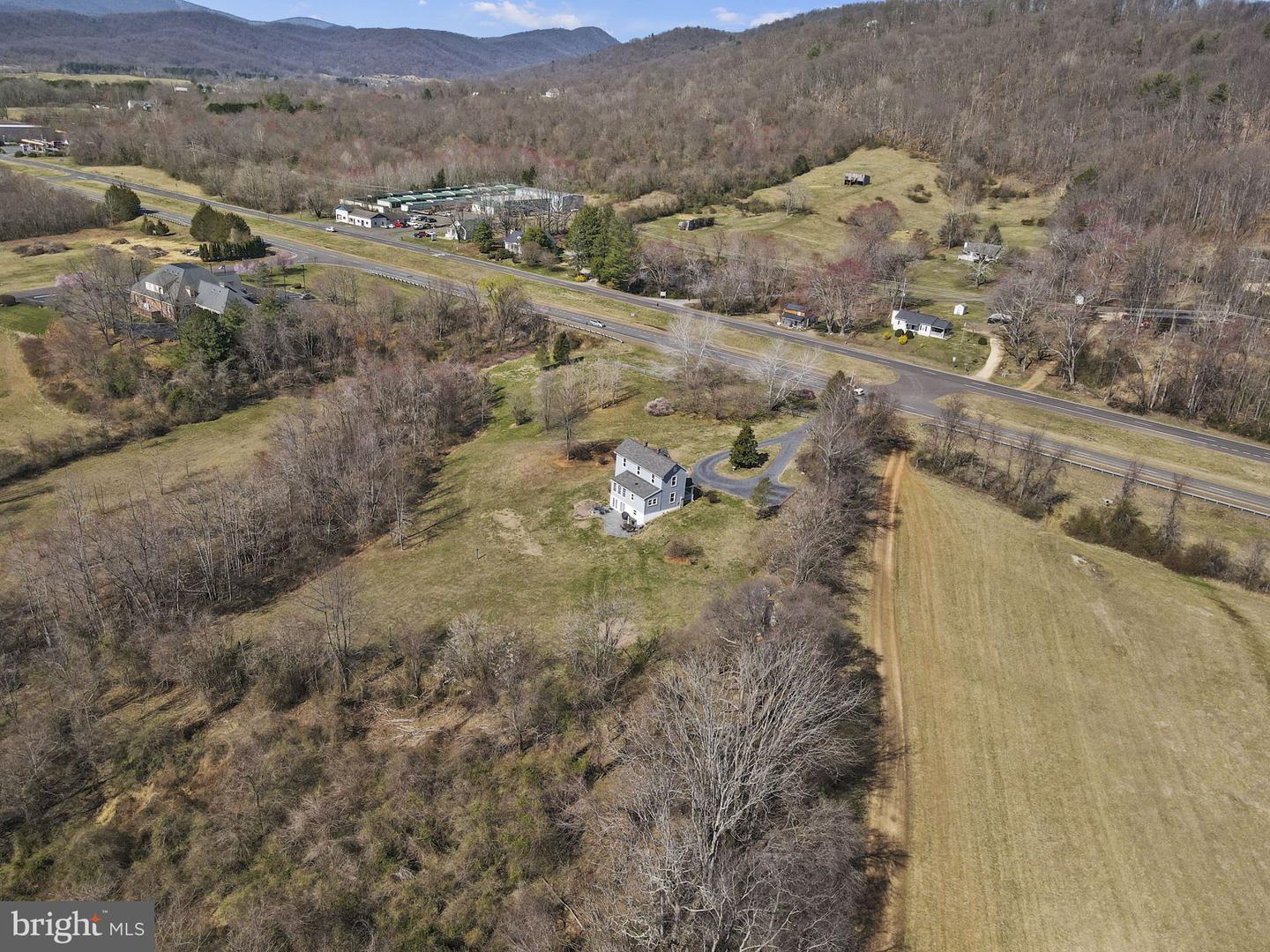 12720 LEE HWY, WASHINGTON, Virginia 22747, 3 Bedrooms Bedrooms, ,2 BathroomsBathrooms,Residential,For sale,12720 LEE HWY,VARP2002222 MLS # VARP2002222