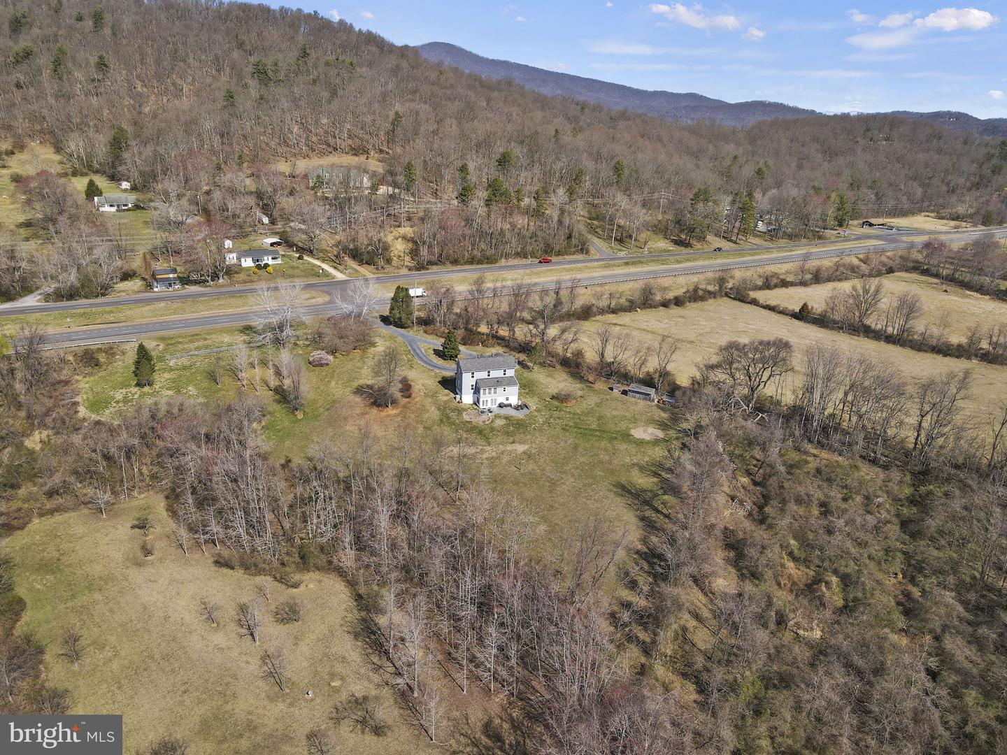 12720 LEE HWY, WASHINGTON, Virginia 22747, 3 Bedrooms Bedrooms, ,2 BathroomsBathrooms,Residential,For sale,12720 LEE HWY,VARP2002222 MLS # VARP2002222