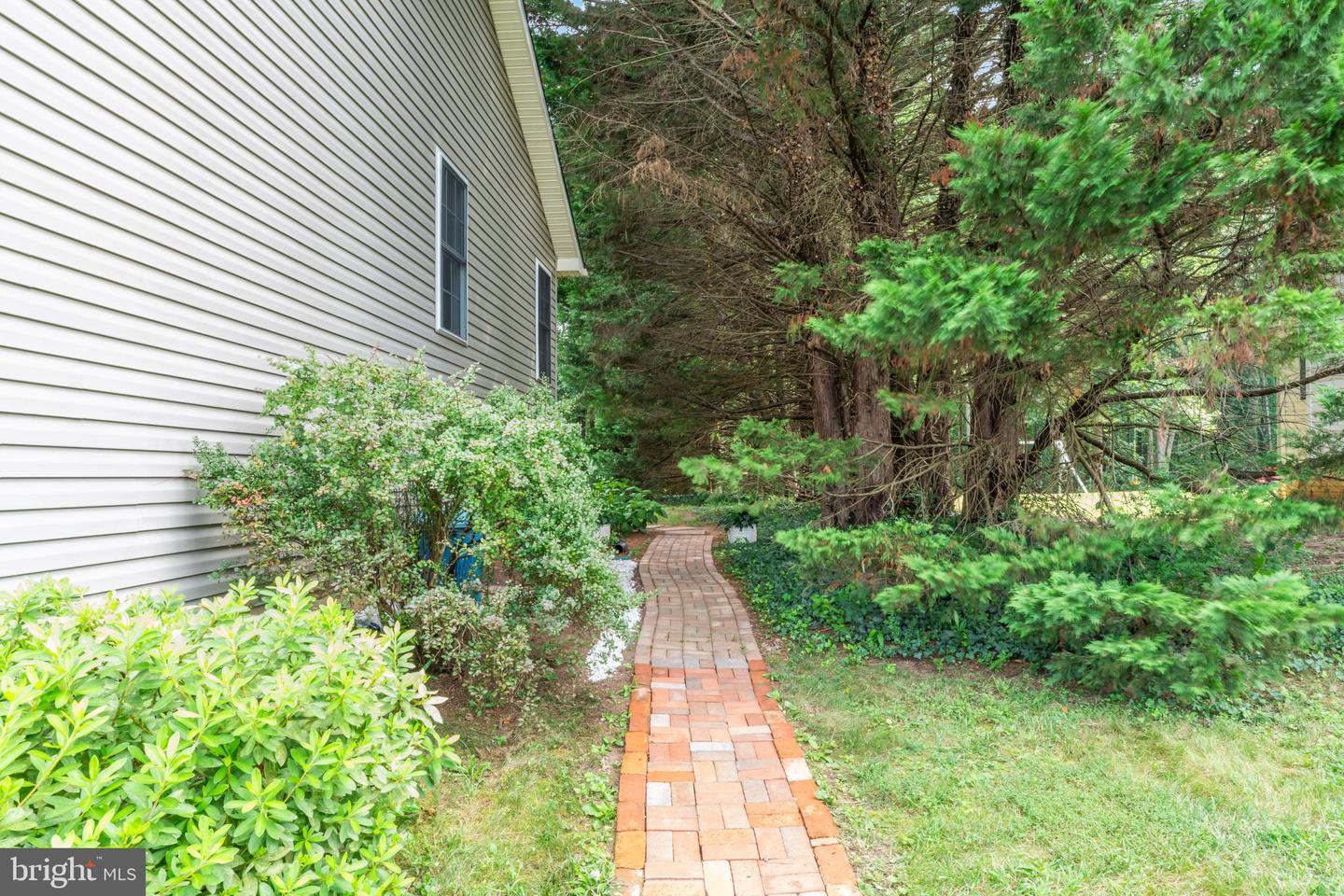8 FALLING WATER CT, FREDERICKSBURG, Virginia 22405, 3 Bedrooms Bedrooms, ,2 BathroomsBathrooms,Residential,For sale,8 FALLING WATER CT,VAST2041648 MLS # VAST2041648