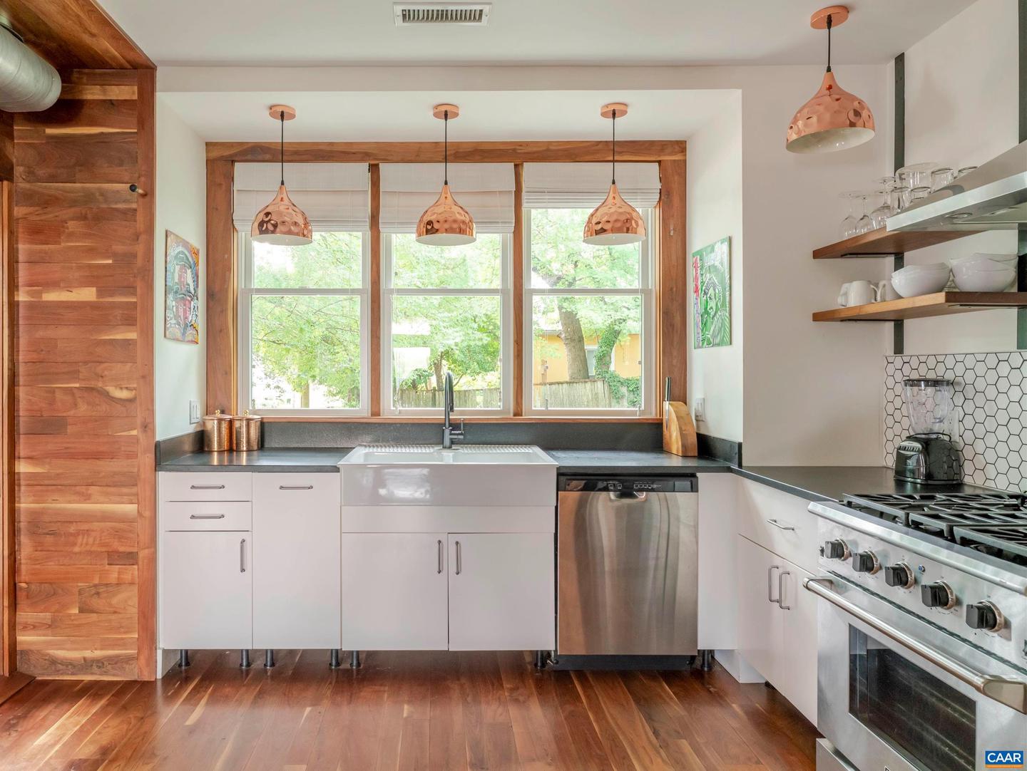 742 GRAVES ST, CHARLOTTESVILLE, Virginia 22902, 3 Bedrooms Bedrooms, ,1 BathroomBathrooms,Residential,For sale,742 GRAVES ST,667627 MLS # 667627