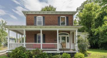 742 GRAVES ST, CHARLOTTESVILLE, Virginia 22902, 3 Bedrooms Bedrooms, ,1 BathroomBathrooms,Residential,For sale,742 GRAVES ST,667627 MLS # 667627