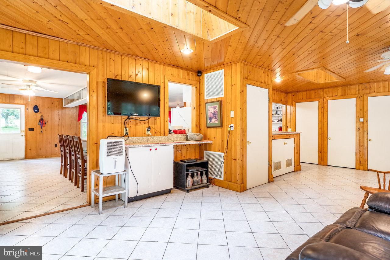 10523 UNION SPRINGS RD, DAYTON, Virginia 22821, 2 Bedrooms Bedrooms, ,1 BathroomBathrooms,Residential,For sale,10523 UNION SPRINGS RD,VARO2002484 MLS # VARO2002484