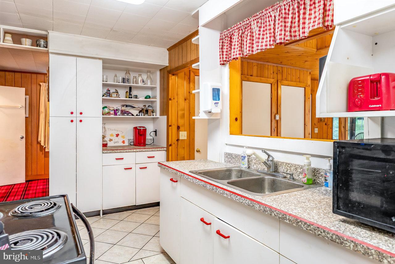 10523 UNION SPRINGS RD, DAYTON, Virginia 22821, 2 Bedrooms Bedrooms, ,1 BathroomBathrooms,Residential,For sale,10523 UNION SPRINGS RD,VARO2002484 MLS # VARO2002484