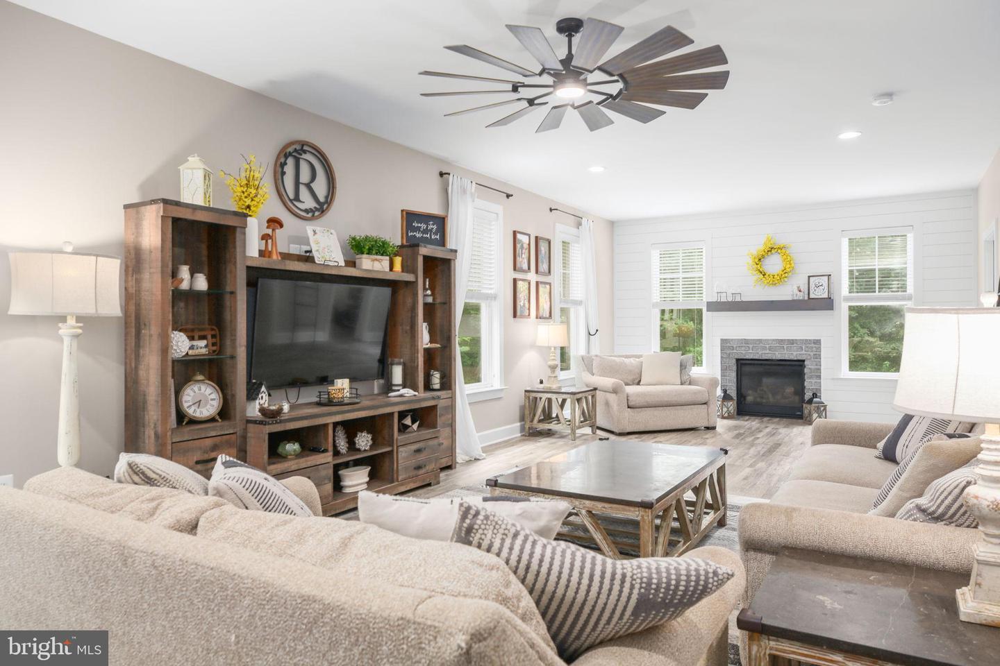 7117 PULLEN DR, FREDERICKSBURG, Virginia 22407, 5 Bedrooms Bedrooms, ,3 BathroomsBathrooms,Residential,For sale,7117 PULLEN DR,VASP2035354 MLS # VASP2035354