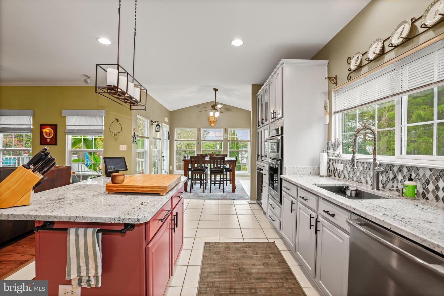 795 AUTUMN RIDGE RD, CULPEPER, Virginia 22701, 4 Bedrooms Bedrooms, ,2 BathroomsBathrooms,Residential,For sale,795 AUTUMN RIDGE RD,VACU2011222 MLS # VACU2011222