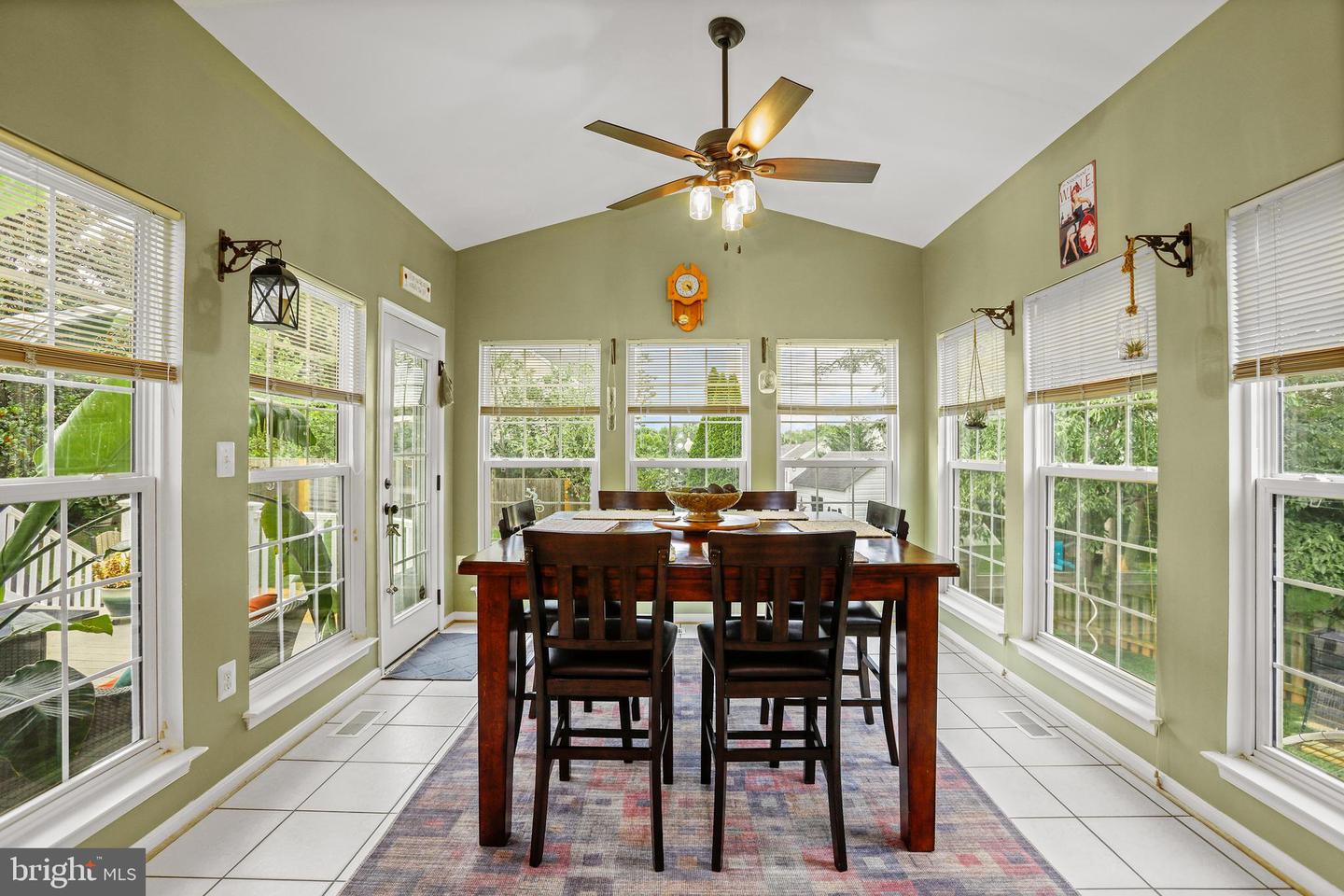 795 AUTUMN RIDGE RD, CULPEPER, Virginia 22701, 4 Bedrooms Bedrooms, ,2 BathroomsBathrooms,Residential,For sale,795 AUTUMN RIDGE RD,VACU2011222 MLS # VACU2011222